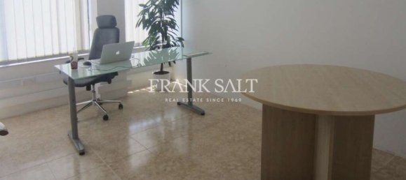 Oficina en Saint Julian's, Malta 195 m² No. 11793 17