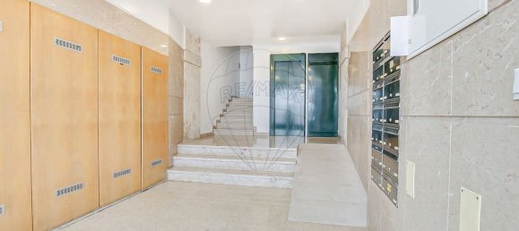 2 bedrooms Apartment in Lisbon, Portugal No. 178694 21