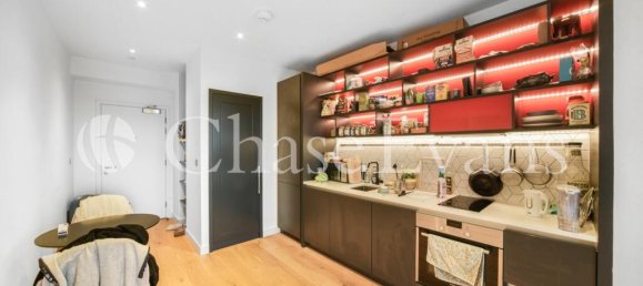 38.5m² Apartment in Canning Town, United Kingdom No. 4370 3