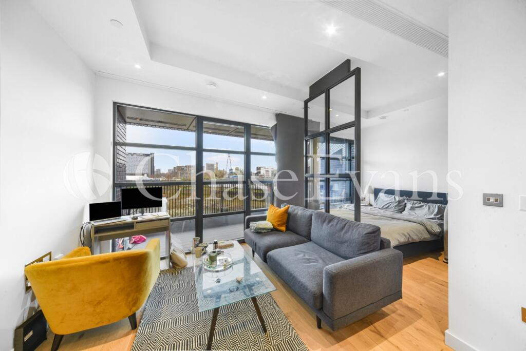 38.5m² Apartment in Canning Town, United Kingdom No. 4370