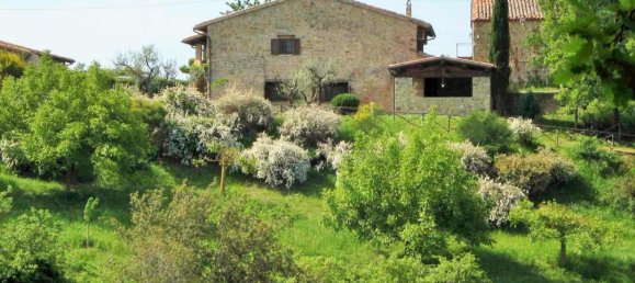 4 bedrooms House in Collazzone, Italy No. 148507 10