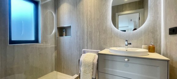 Villa de 5 dormitorios en Marbella, Spain No. 24699 39