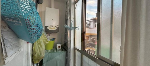 Apartamento de 3 habitaciónes en Bitetto, Italy No. 20022 25