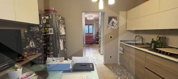 Apartamento de 3 habitaciónes en Bitetto, Italy No. 20022 4