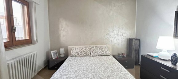 Apartamento de 3 habitaciónes en Bitetto, Italy No. 20022 20