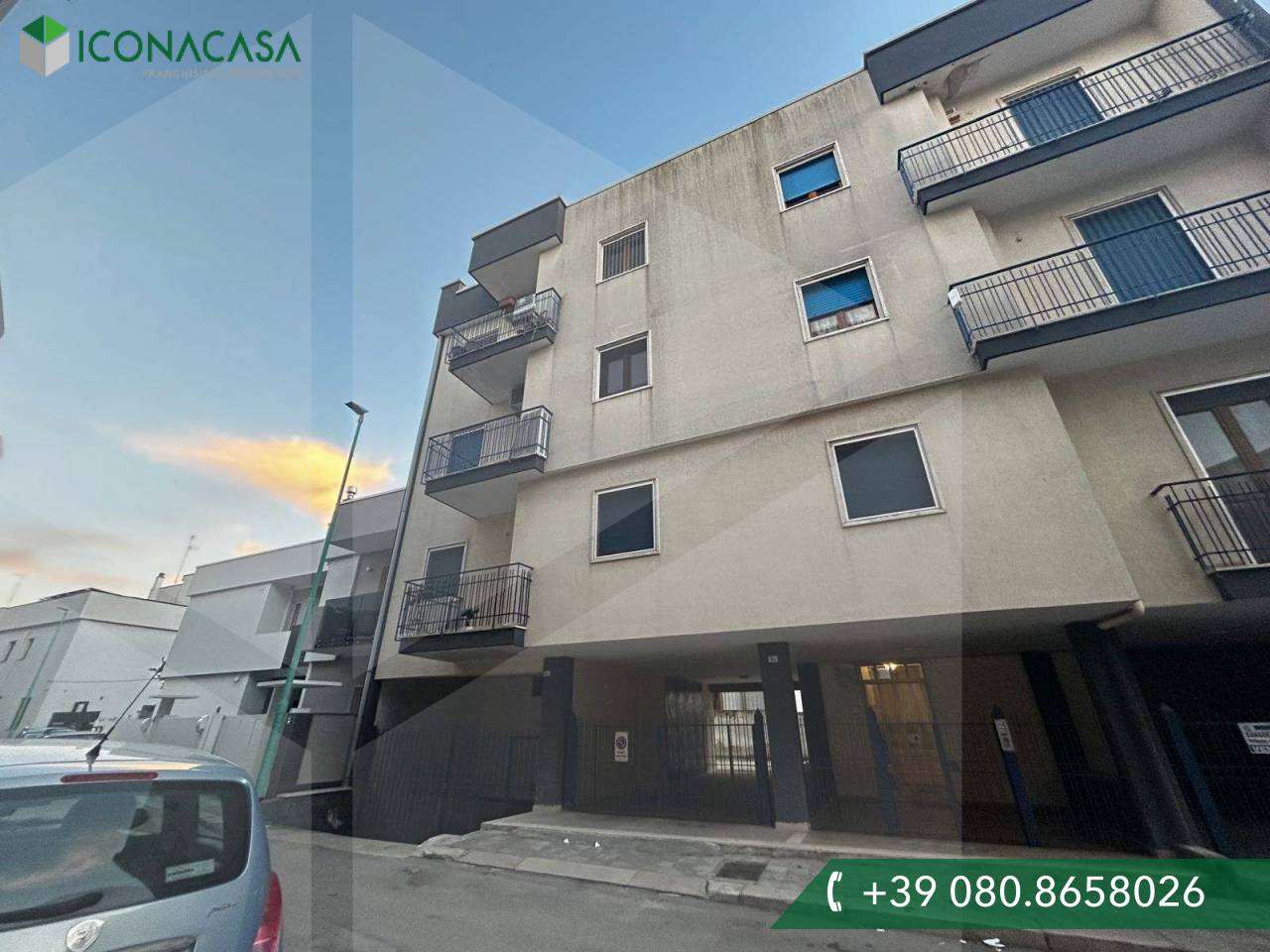 Apartamento de 3 habitaciónes en Bitetto, Italy No. 20022