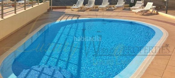 Apartamento de 2 dormitorios en Adeje, Spain No. 61143 3