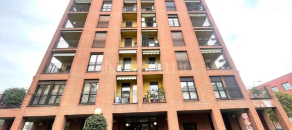 4 rooms Apartment in Milan, Italy No. 249320 2