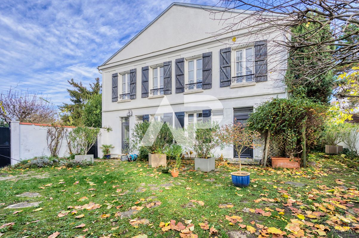 4 bedrooms House in Rueil-Malmaison, France No. 151412