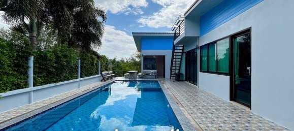 8 bedrooms Villa in Hua Hin, Thailand No. 13357 3