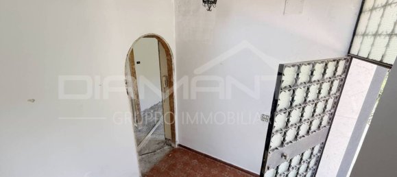 Villa de 4 dormitorios en Mascalucia, Italy No. 326606 5