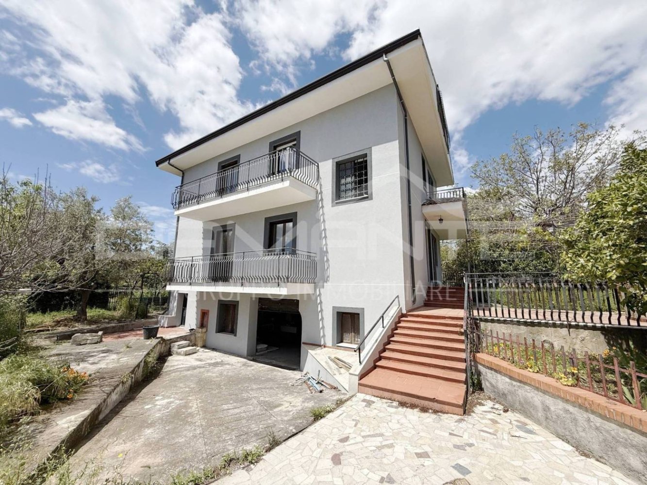 Villa de 4 dormitorios en Mascalucia, Italy No. 326606