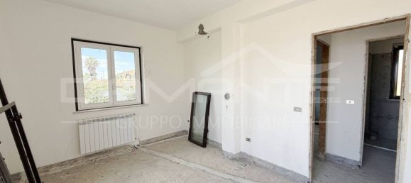 Villa de 4 dormitorios en Mascalucia, Italy No. 326606 9