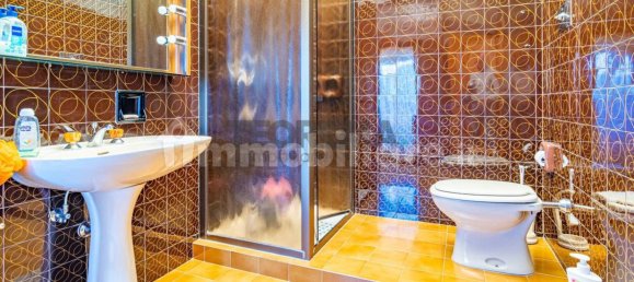 5 غرف نوم فيلا في Onore, Italy رقم 264554 49