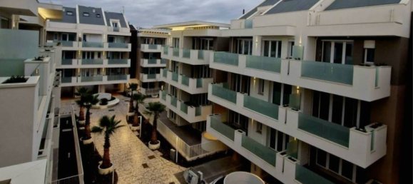 3 bedrooms Apartment in Rimini, Italy No. 101174 7