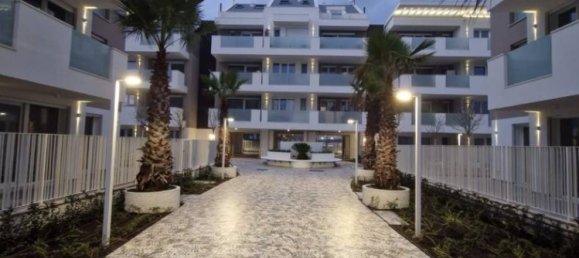 3 bedrooms Apartment in Rimini, Italy No. 101174 5