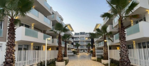 3 bedrooms Apartment in Rimini, Italy No. 101174 4