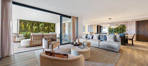 5 bedrooms Apartment in Marbella, Spain No. 147699 7