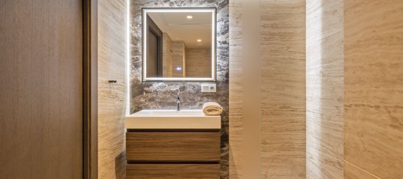 5 bedrooms Apartment in Marbella, Spain No. 147699 22