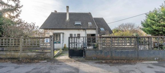 5 bedrooms House in Chennevieres-sur-Marne, France No. 175468 3