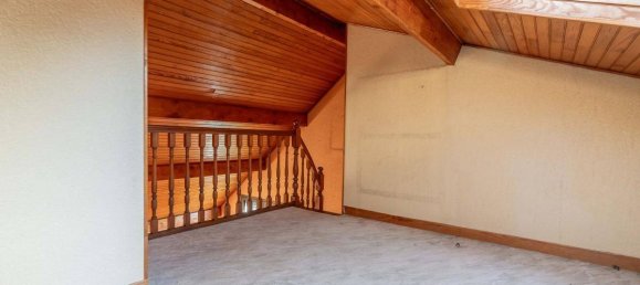 5 bedrooms House in Chennevieres-sur-Marne, France No. 175468 8