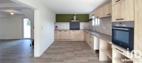 4 bedrooms House in Brizambourg, France No. 103203 8