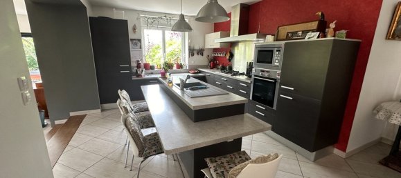 4 غرف نوم فيلا في Gien, France رقم 251691 3