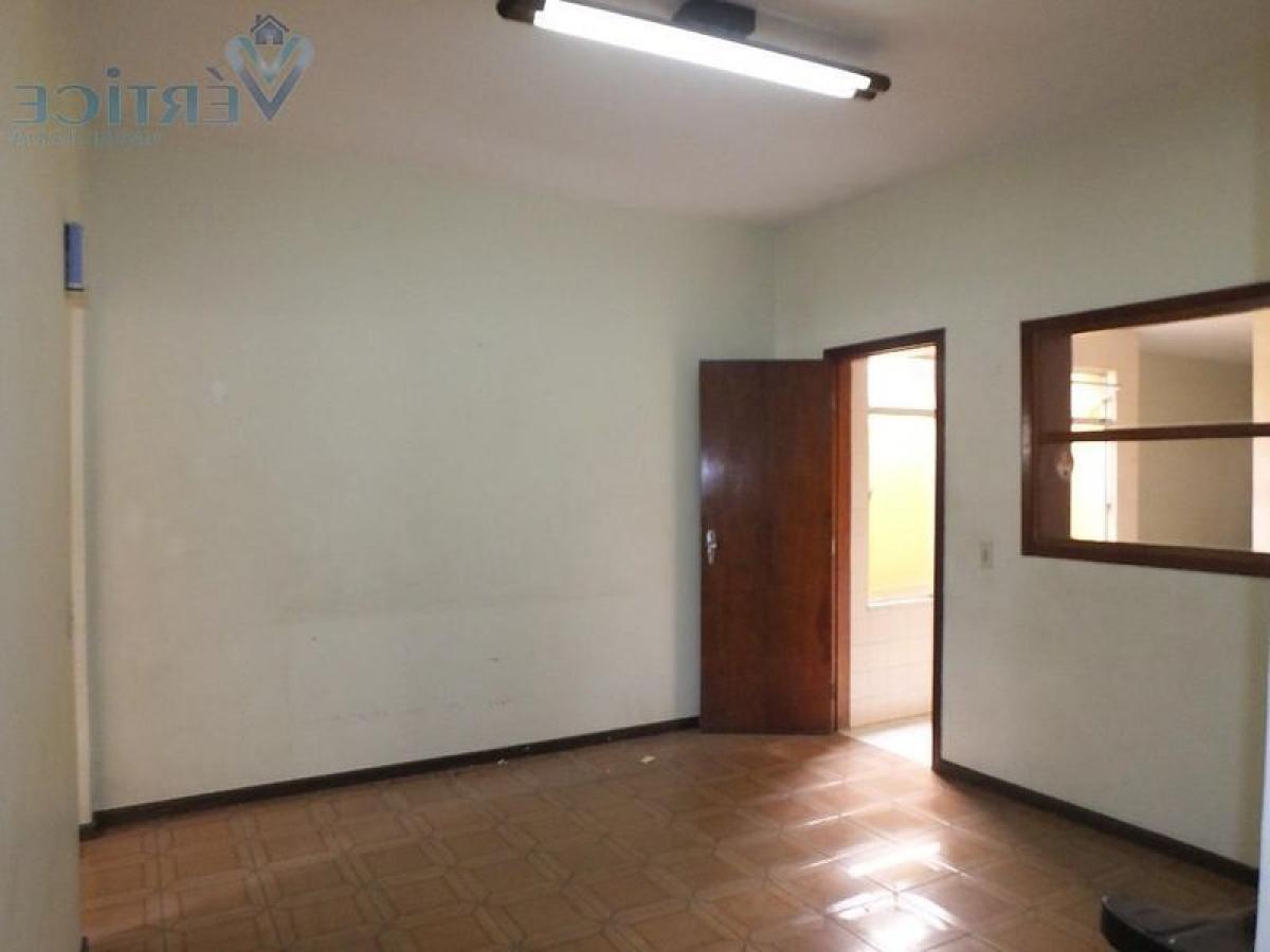 Casa de 2 dormitorios en Sao Paulo, Brazil No. 438316