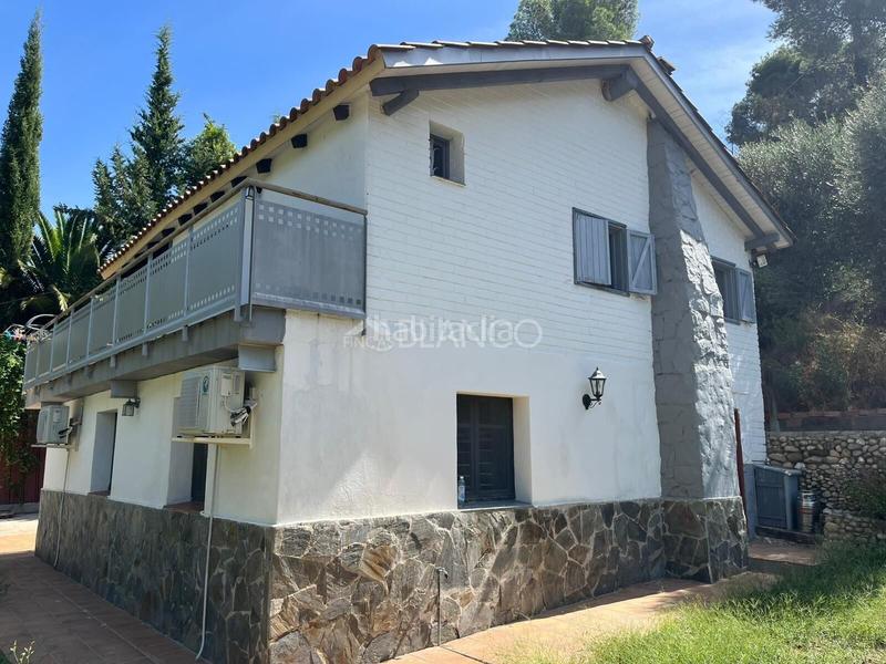 3 غرف نوم منزل في Piera, Spain رقم 213677