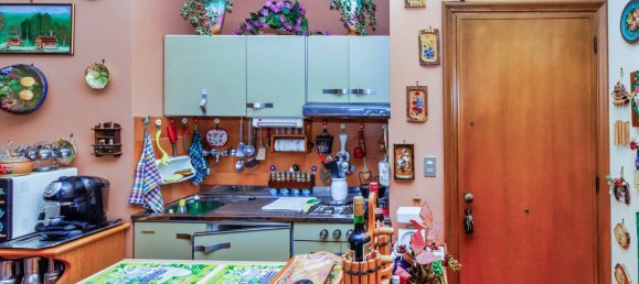 3-salle Appartement à Serra Riccò, Italy No. 222149 17