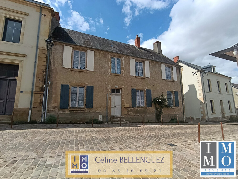 4 chambres Maison à Villequiers, France No. 317533