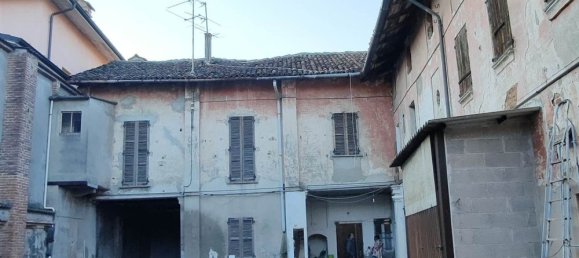 Edificio en Borghetto Lodigiano, Italy 600 m² No. 109601 8