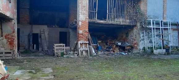 Edificio en Borghetto Lodigiano, Italy 600 m² No. 109601 7