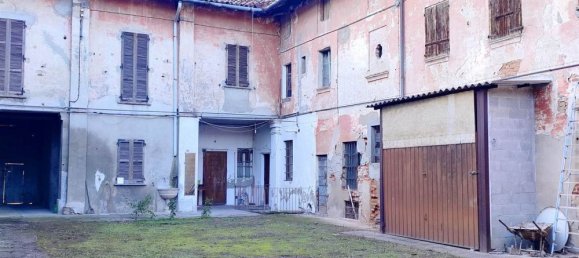 Edificio en Borghetto Lodigiano, Italy 600 m² No. 109601 9