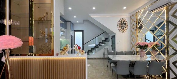 80m² Townhouse in District 7, Vietnam No. 9751 4