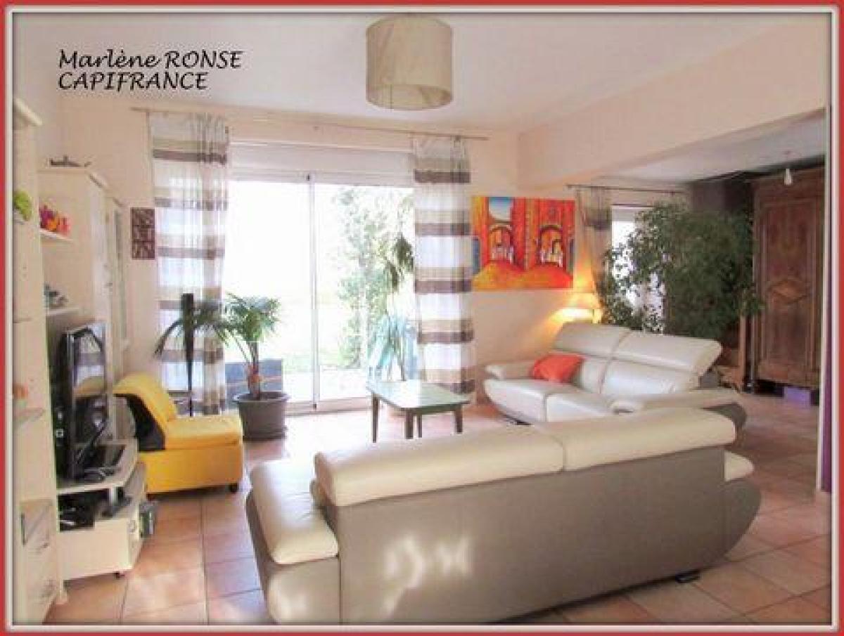 4 bedrooms House in Crissey, France No. 12118