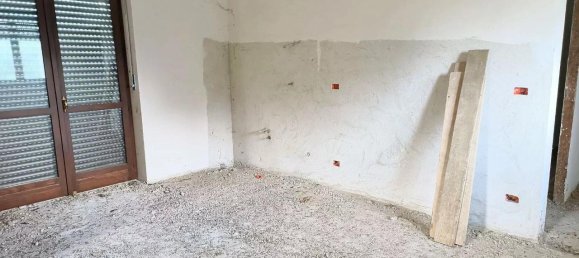 5 rooms Villa in Cuneo, Italy No. 232336 12