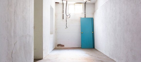 Propiedad comercial en Zaragoza, Spain 309 m² No. 67696 57