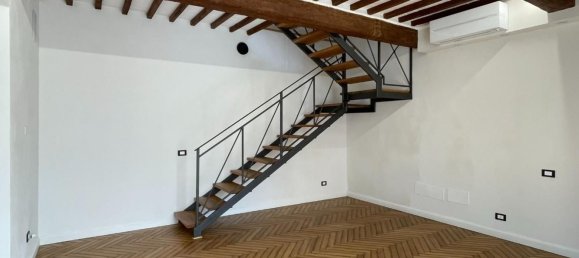 Casa T4 em San Miniato, Italy N.º 363589 9