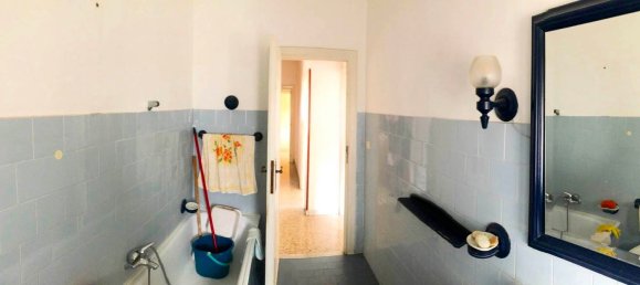 3 rooms Apartment in Rome, Italy No. 166306 30
