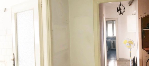 3 rooms Apartment in Rome, Italy No. 166306 9