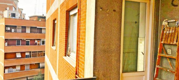 3 rooms Apartment in Rome, Italy No. 166306 17