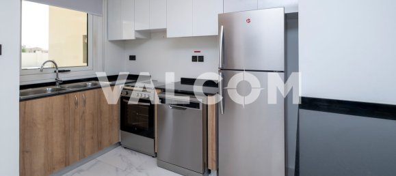 2 bedrooms Villa in Dubai Land, UAE No. 12870 11