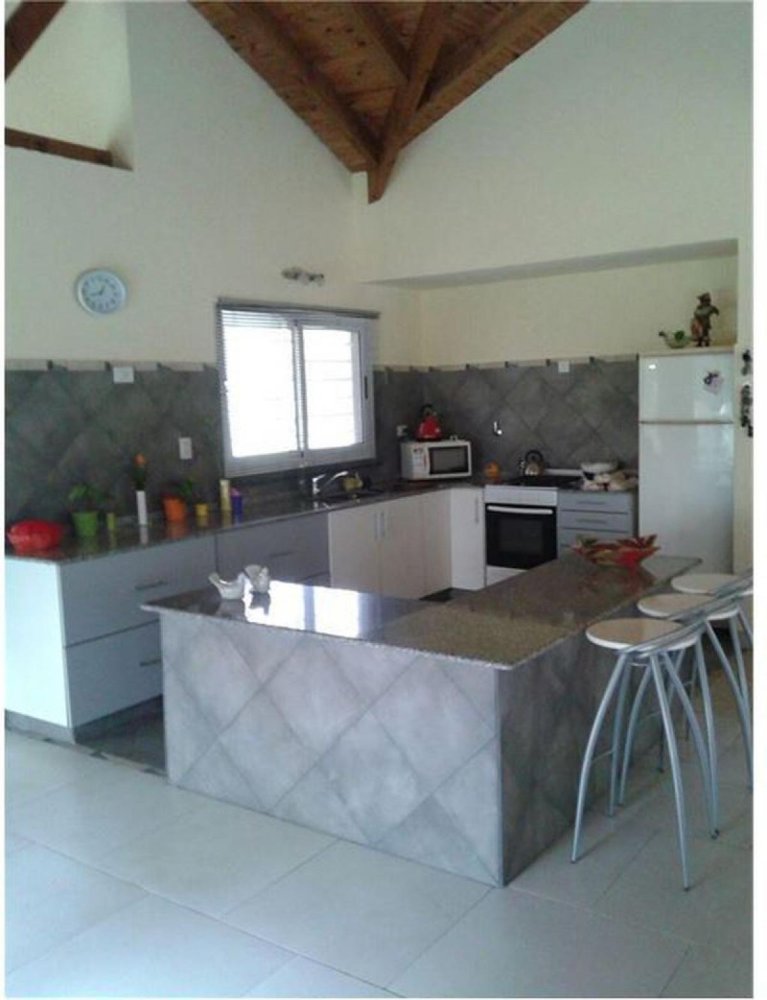 3 Schlafzimmer Haus in Presidente Peron, Argentina, Nr. 61261