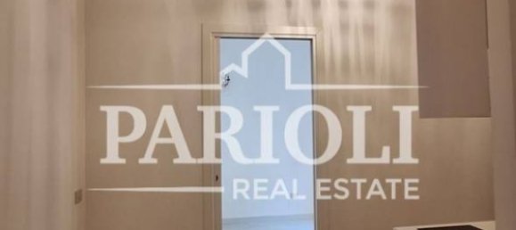 1 bedroom Apartment in Rome, Italy No. 357500 9