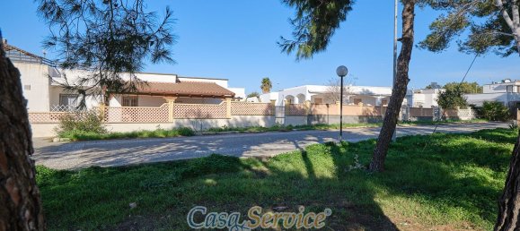 4 rooms House in Taviano, Italy No. 187874 8