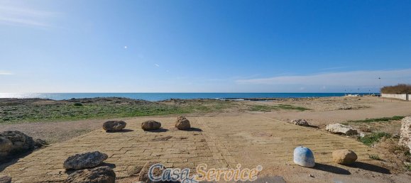 4 rooms House in Taviano, Italy No. 187874 12