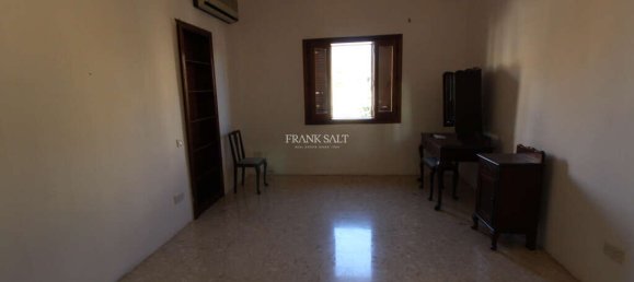 Bungalow de 3 dormitorios en Attard, Malta No. 11253 6