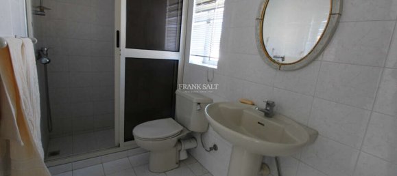 Bungalow de 3 dormitorios en Attard, Malta No. 11253 9