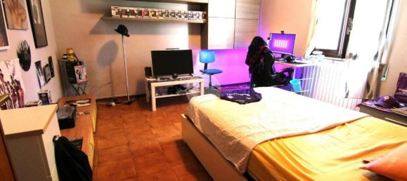 2 bedrooms Apartment in Colorno, Italy No. 225901 8